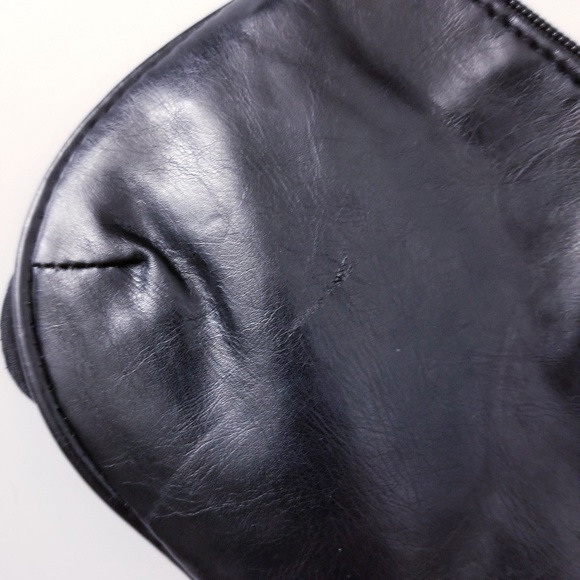 BLACK WRISTLET - Picture 6 of 8